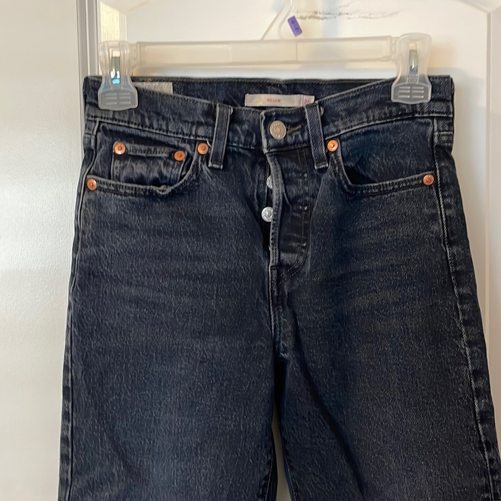 Levi’s wedgie jeans